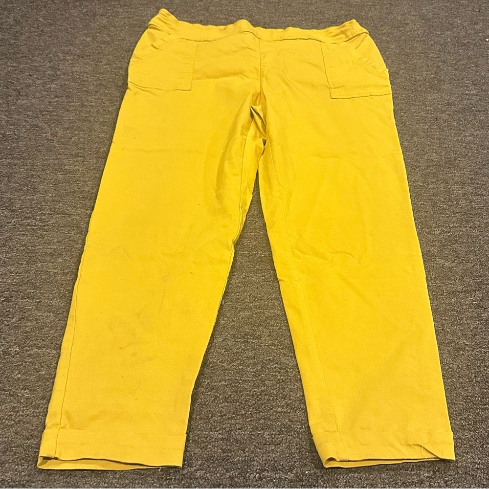 EUC SOHO XL Bright Yellow Casual Womens Pants